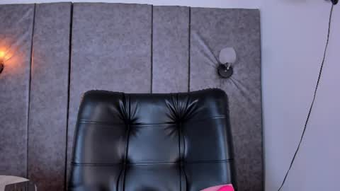 thara webstter online show from 15, 7, 2026