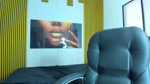 Snapshot of that_temptation chatting on 12, 1, 2025 that_temptation online show from 12, 1, 2025