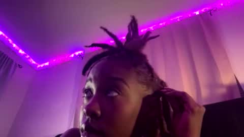 thatflcouplee online show from 13, 4, 2026