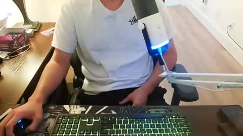 thatoneasianboy online show from 12, 6, 2026