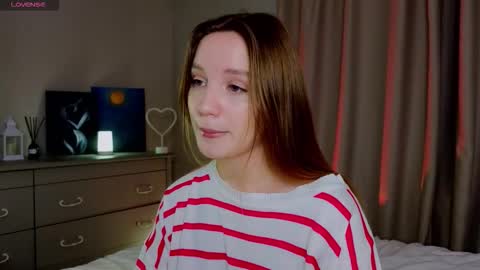 Snapshot of thatonerabbit chatting on 5, 12, 2025 Alice online show from 5, 12, 2025