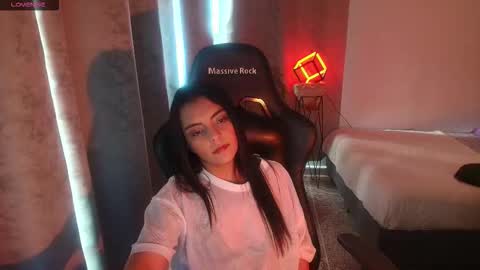 Paola online show from 2, 11, 2025