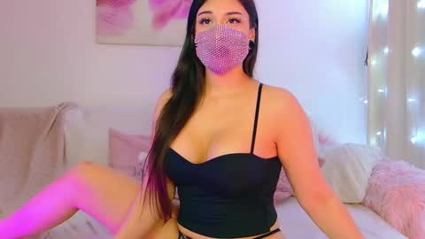 Snapshot of the__sabenna chatting on 18, 12, 2025 Madina online show from 18, 12, 2025