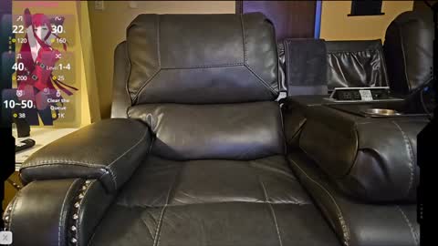 Snapshot of the_alpha_dog_xxx chatting on 6, 1, 2025 the_alpha_dog_xxx online show from 6, 1, 2025