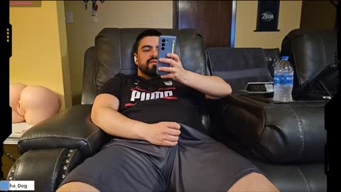 Snapshot of the_alpha_dog_xxx chatting on 18, 1, 2025 the_alpha_dog_xxx online show from 18, 1, 2025