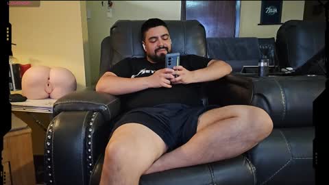 Snapshot of the_alpha_dog_xxx chatting on 9, 9, 2025 the_alpha_dog_xxx online show from 9, 9, 2025