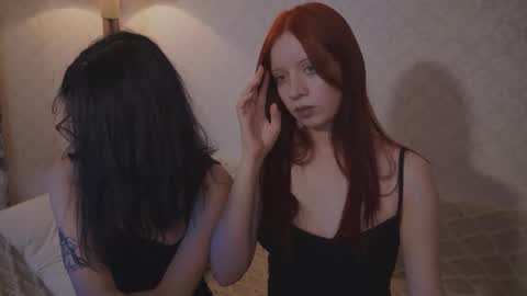 Snapshot of the_cure___ chatting on 9, 9, 2025 EllaLyn online show from 9, 9, 2025