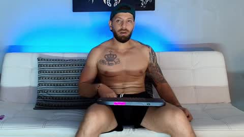 SCOTT  THEO  KAMERON  GENDERSON online show from 6, 2, 2025