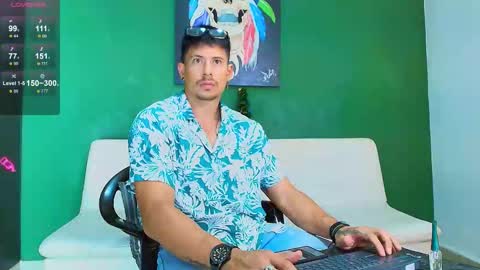 SCOTT  THEO  KAMERON  GENDERSON online show from 18, 12, 2025