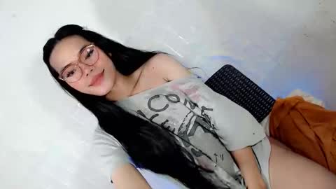 the_horny_bella online show from 4, 4, 2026