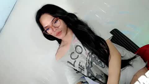 the_horny_bella online show from 27, 4, 2026