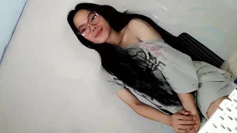 the_horny_bella online show from 28, 4, 2026