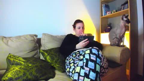 Snapshot of the_imperfect_one chatting on 17, 3, 2026 G. Spoil me with a Lovense gift from here online show from 17, 3, 2026