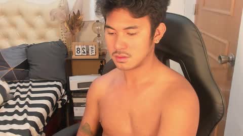 Snapshot of the_killian_jones chatting on 25, 2, 2026 ken online show from 25, 2, 2026