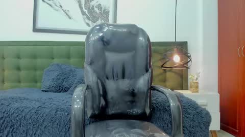 Snapshot of the_mark_king chatting on 21, 11, 2025 T H E M A R K K I N G online show from 21, 11, 2025