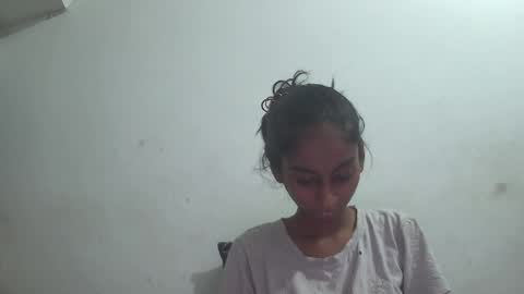 Suzan Sexy online show from 23, 4, 2026