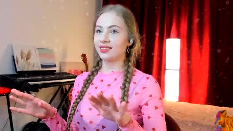 Ally    STREAMING ON TWITCH NOW Check my Twitter for updates online show from 14, 2, 2025