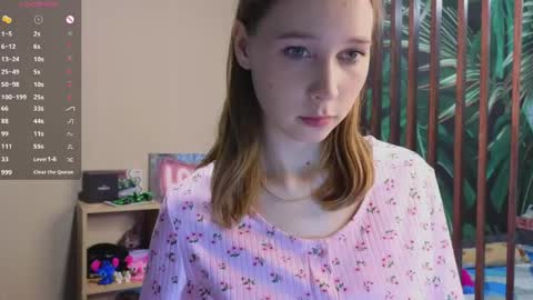 Vicky online show from 25, 4, 2026