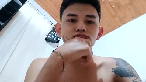 thebluesky_18 online show from 27, 11, 2025