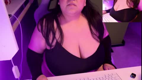 TheBouncingBetty online show from 17, 5, 2026