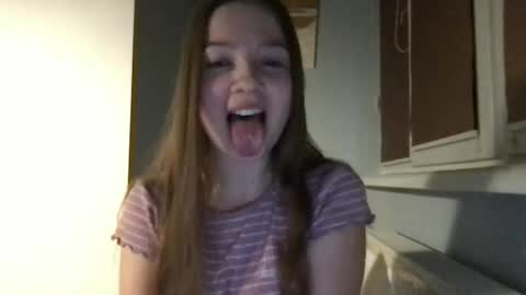 Snapshot of thecrystal chatting on 17, 2, 2025 Crystal online show from 17, 2, 2025