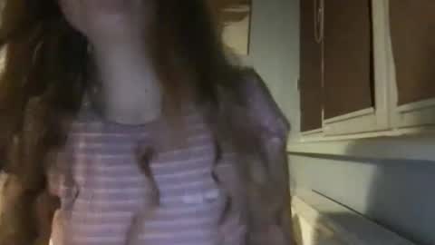 Snapshot of thecrystal chatting on 25, 2, 2025 Crystal online show from 25, 2, 2025