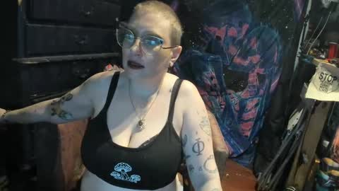 thecurvysiren online show from 31, 12, 2024