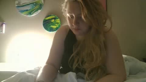 Kassandra Grant online show from 10, 1, 2025