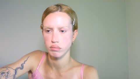 Yolanda online show from 8, 9, 2025