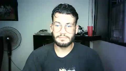 Snapshot of thedragonboyxxx chatting on 18, 3, 2026 thedragonboyxxx online show from 18, 3, 2026