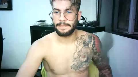 Snapshot of thedragonboyxxx chatting on 31, 3, 2026 thedragonboyxxx online show from 31, 3, 2026