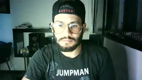 Snapshot of thedragonboyxxx chatting on 3, 7, 2026 thedragonboyxxx online show from 3, 7, 2026