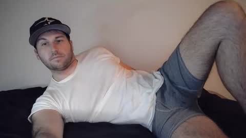 Theetwohander online show from 26, 4, 2026