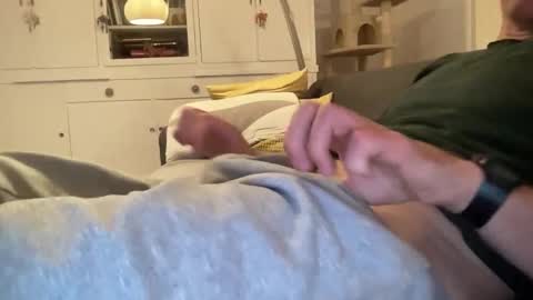 Snapshot of thegermanguy81 chatting on 5, 10, 2025 thegermanguy81 online show from 5, 10, 2025