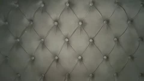 Elle  dont forget to folloW me and thumbs up online show from 22, 4, 2026