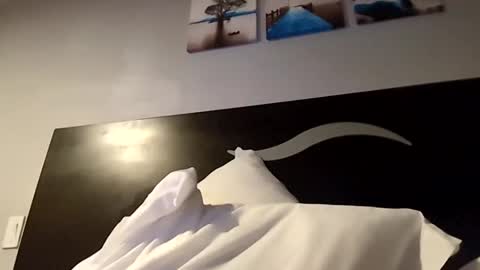 theh4iryfi5h online show from 8, 3, 2026