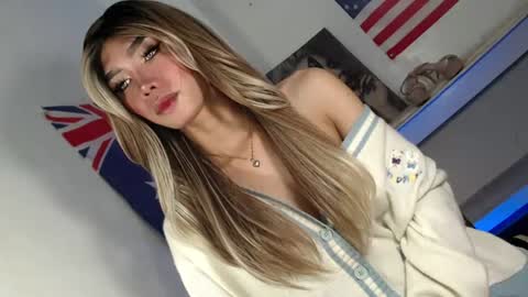 laisa online show from 25, 6, 2026