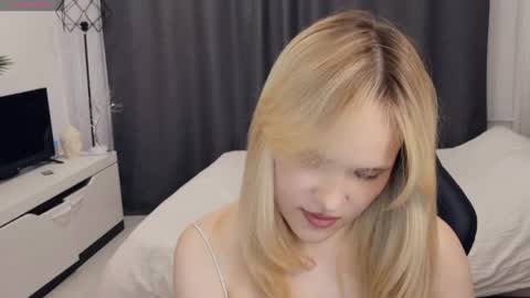 Lily online show from 7, 6, 2026
