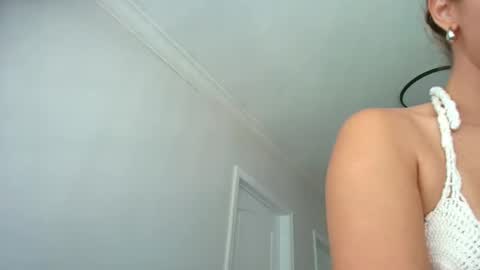 Snapshot of theislandgirl chatting on 8, 2, 2025 Lily Marie online show from 8, 2, 2025