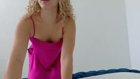 Lily Marie online show from 22, 4, 2026
