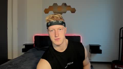 Snapshot of thejacob_d chatting on 25, 11, 2025 thejacob_d online show from 25, 11, 2025