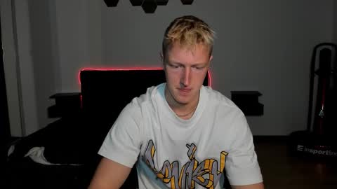 Snapshot of thejacob_d chatting on 27, 11, 2025 thejacob_d online show from 27, 11, 2025