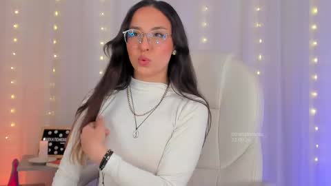 Katie. Kate is the name I go by. online show from 23, 9, 2025