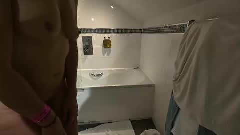 theladyduchess online show from 25, 4, 2026