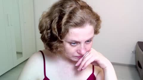 Snapshot of theladysblush chatting on 18, 12, 2024 Ella online show from 18, 12, 2024