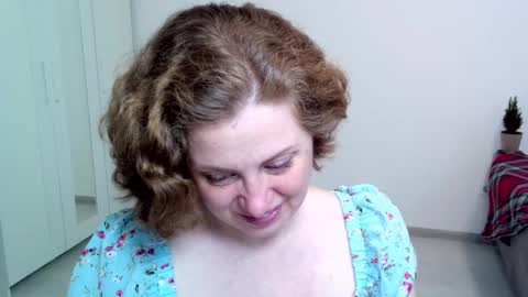 Snapshot of theladysblush chatting on 6, 1, 2025 Ella online show from 6, 1, 2025