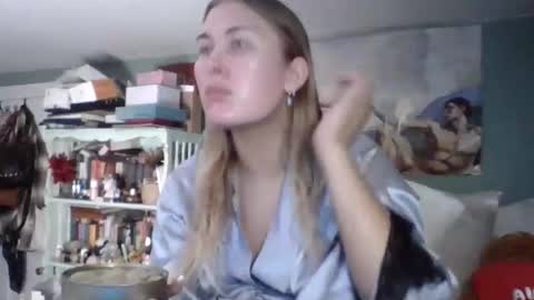 Snapshot of thelittlebambii chatting on 13, 2, 2026 Little Bambii online show from 13, 2, 2026