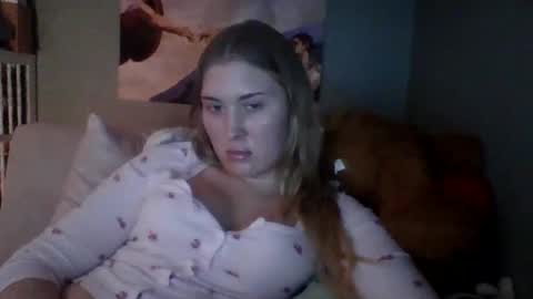 Snapshot of thelittlebambii chatting on 27, 2, 2026 Little Bambii online show from 27, 2, 2026