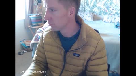 Daisy and Tim online show from 4, 3, 2026