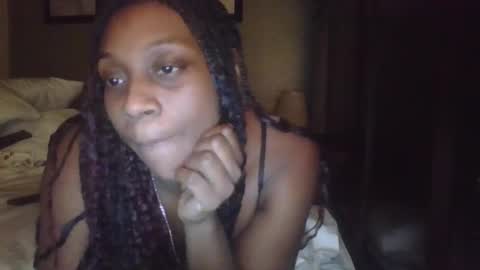 Snapshot of thenaturalgoddess chatting on 8, 12, 2024 TheNaturalGoddess online show from 8, 12, 2024